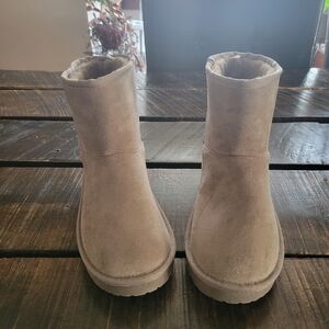 The Children's Place Tan Kids Boots